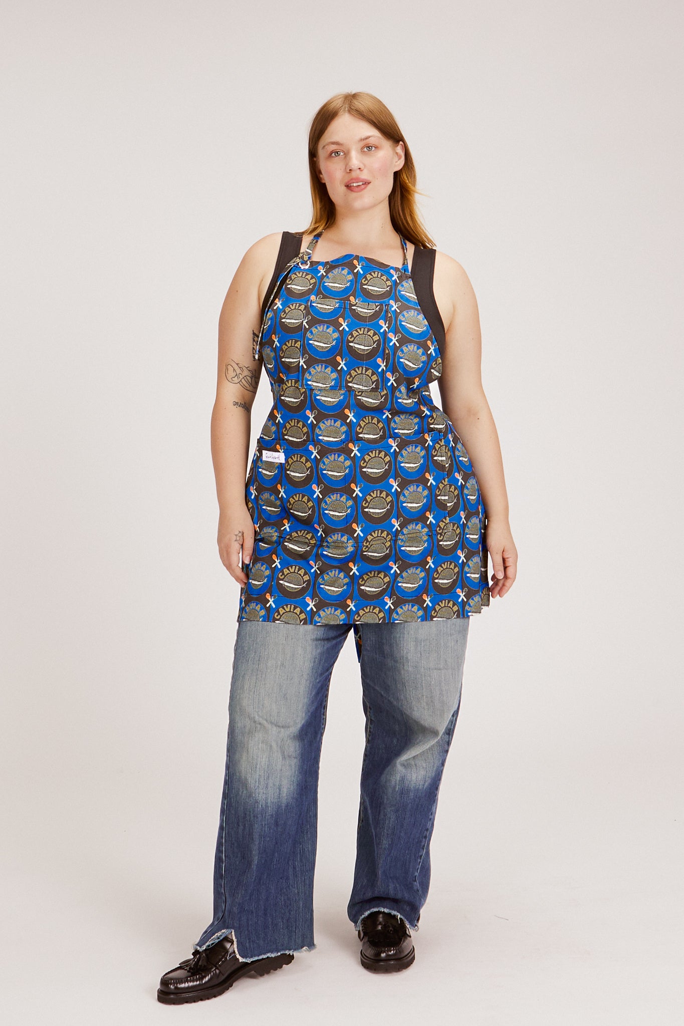 CAVIAR APRON