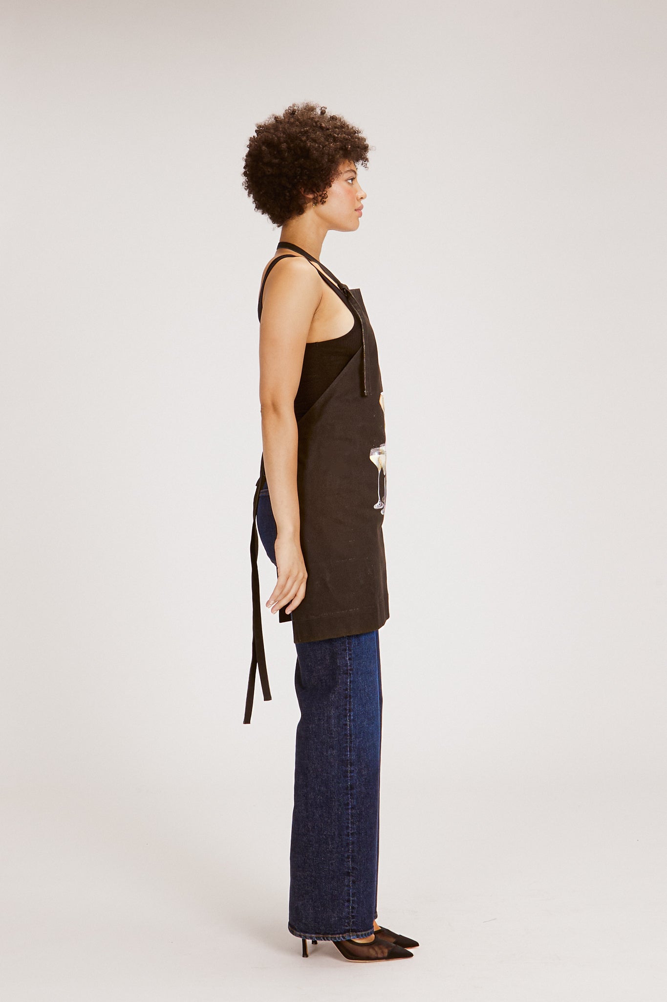 CHAMPAGNE TOWER APRON