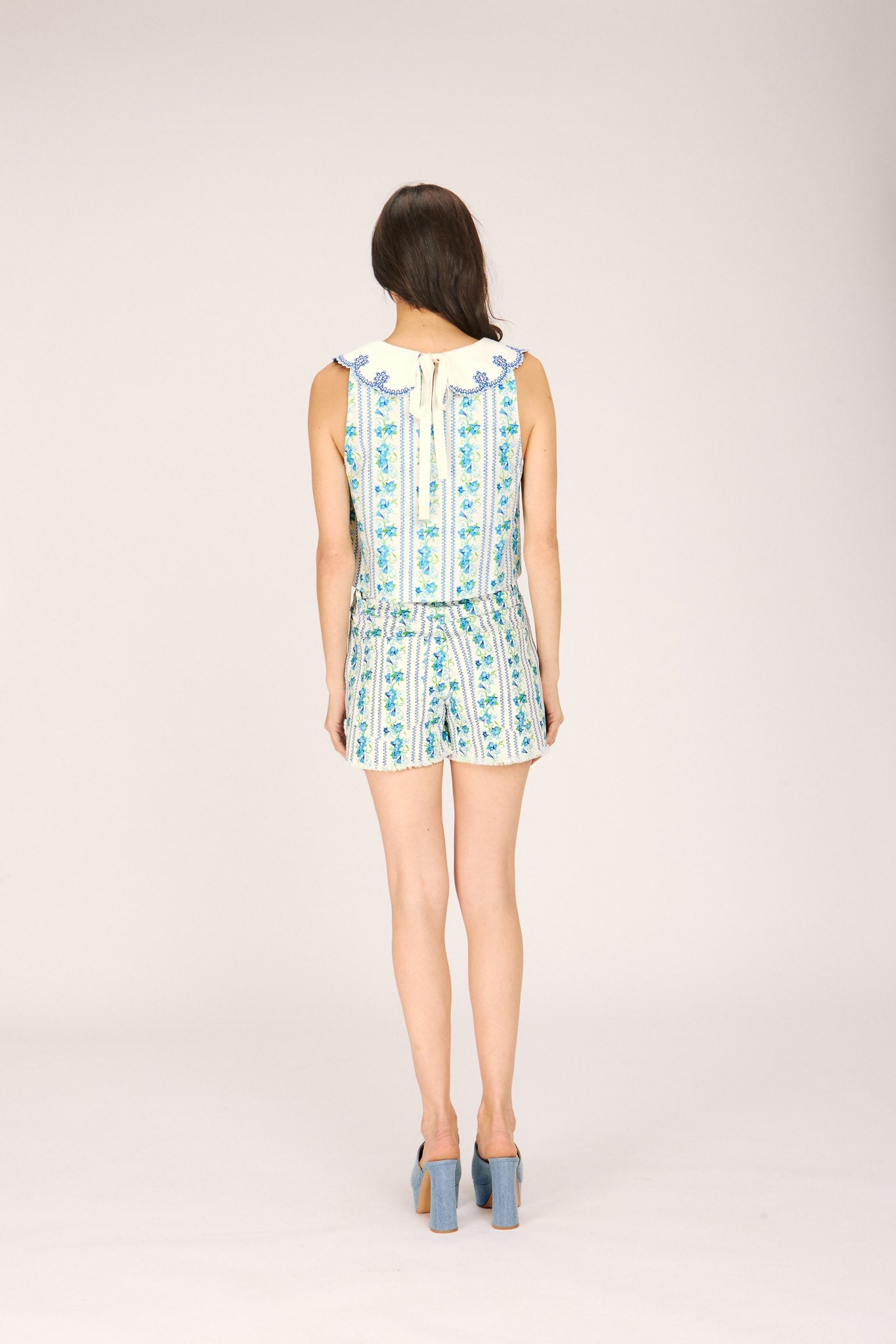 NIKKI SHORT POWDER BLUE FLORAL SHORTS RachelAntonoff.com 